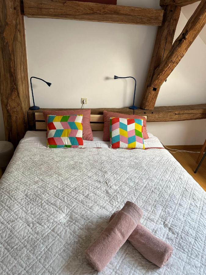 Les Deux Chambres Au Dessus De La Colline 那慕尔 外观 照片
